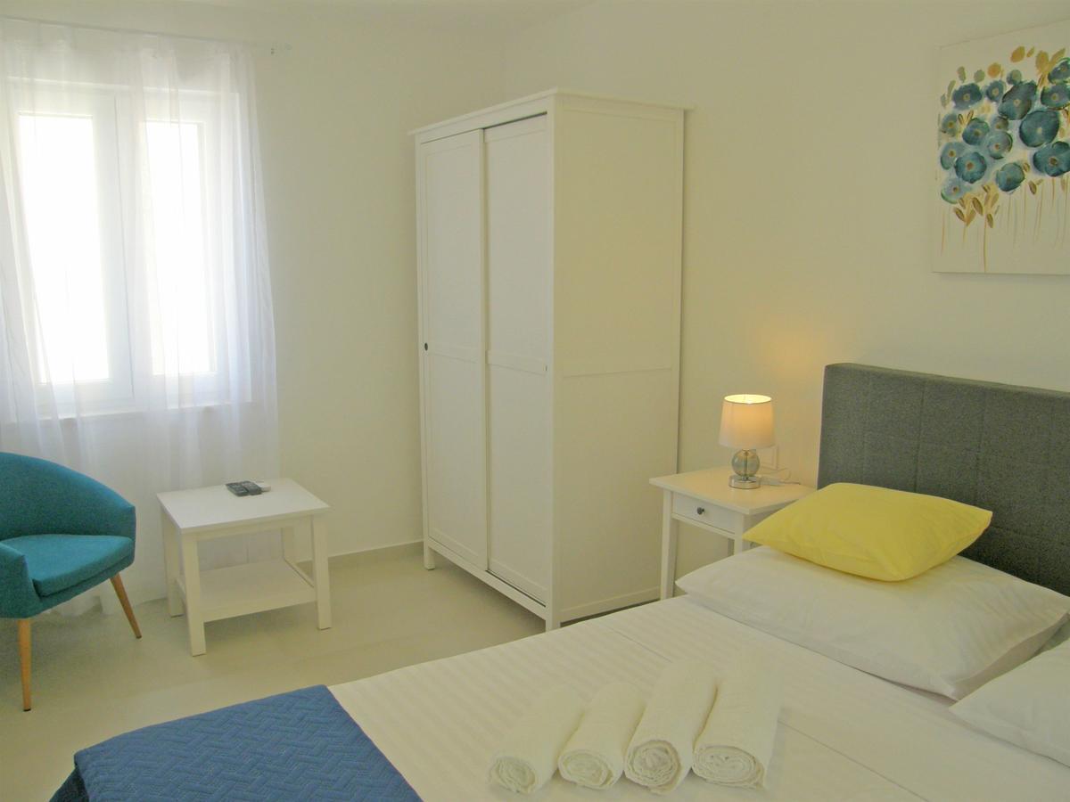 Apartments Mare 普利莫顿 外观 照片